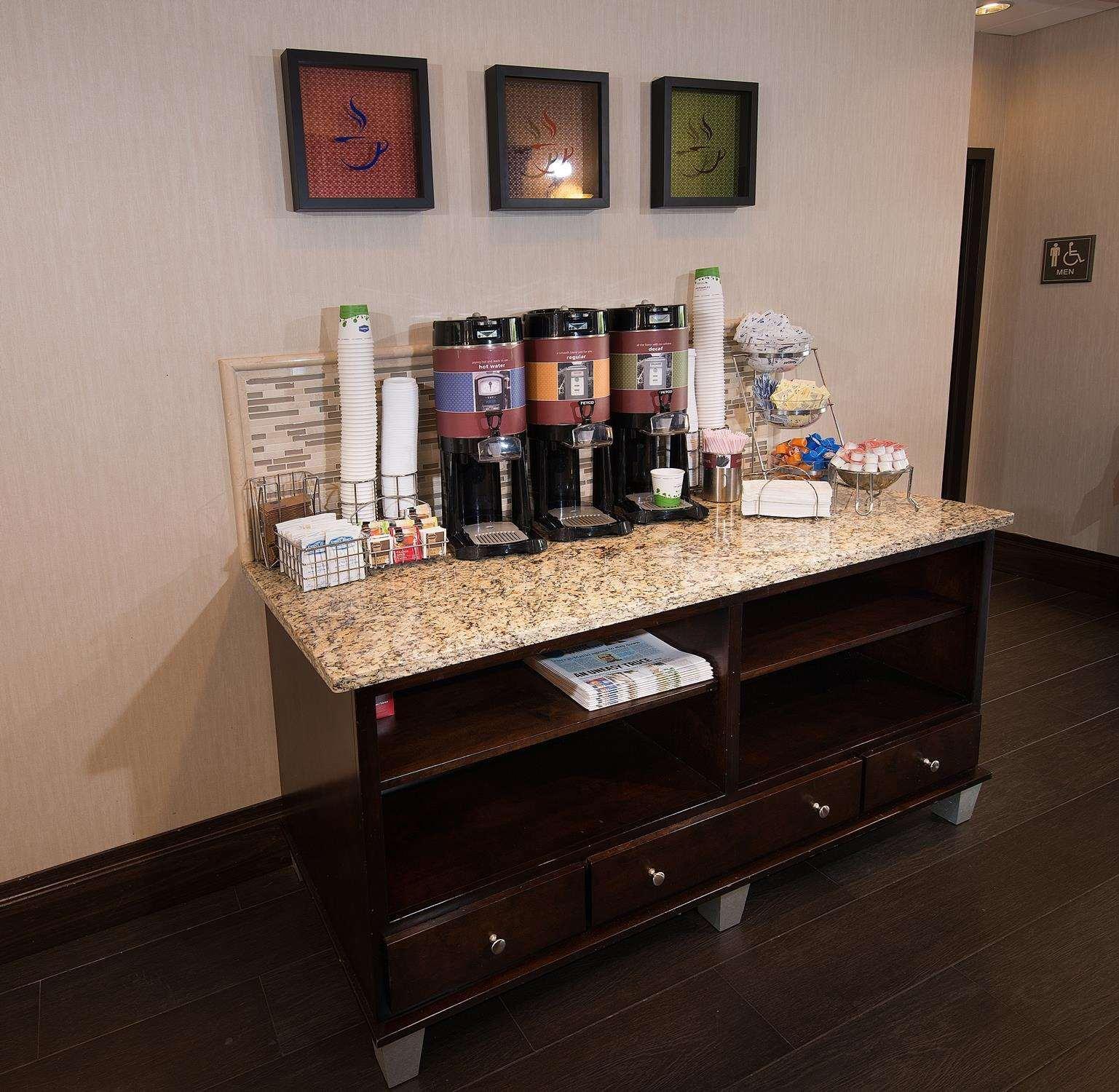 Hampton Inn Carlstadt At The Meadowlands Buitenkant foto