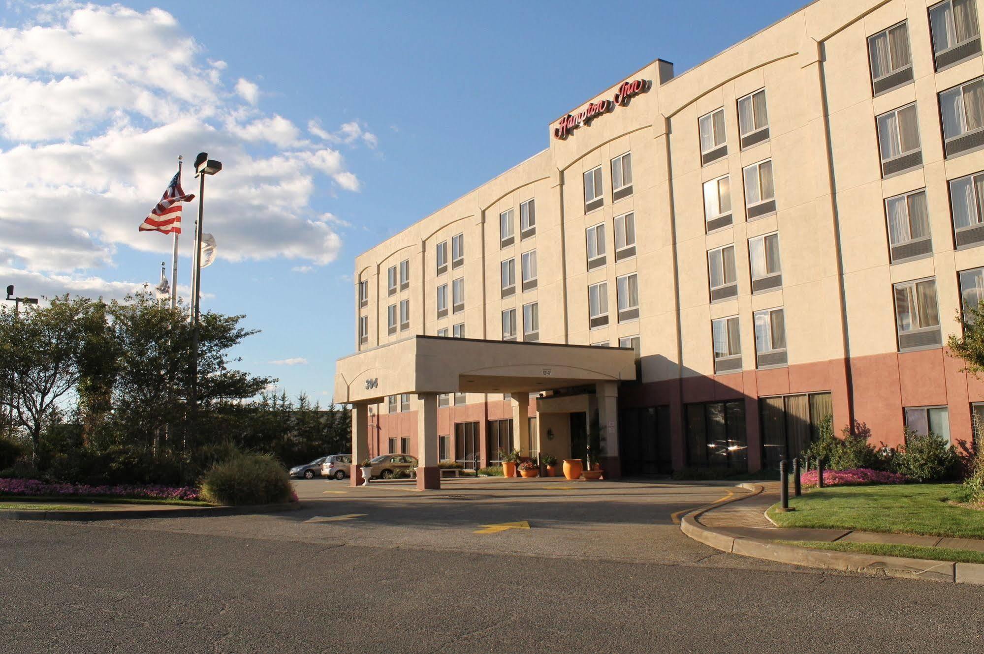 Hampton Inn Carlstadt At The Meadowlands Buitenkant foto